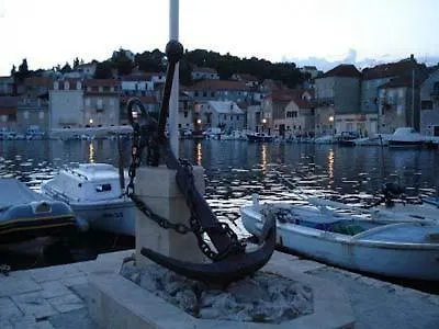 Anna Lejlighed Milna (Brac)